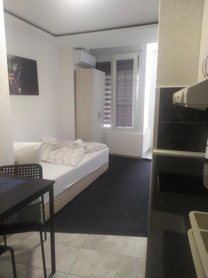 Stil Park Apartmani Vrnjačka Banja Exterior foto